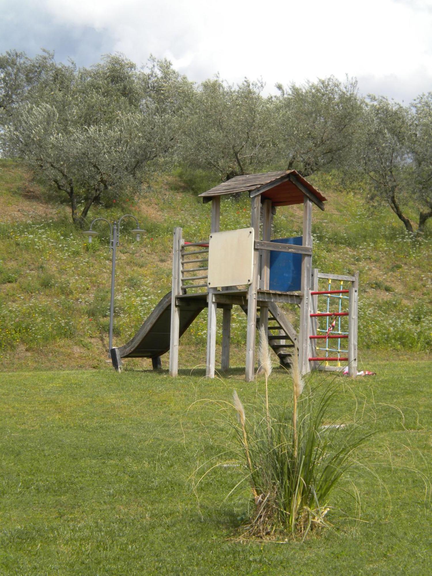 Гостевой дом Il Poggio Delle Ginestre Торджано Экстерьер фото
